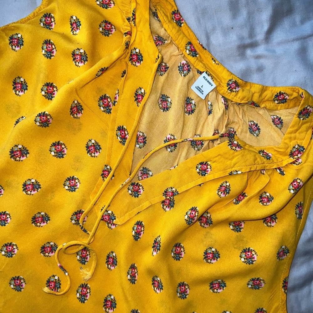Old Navy tank top